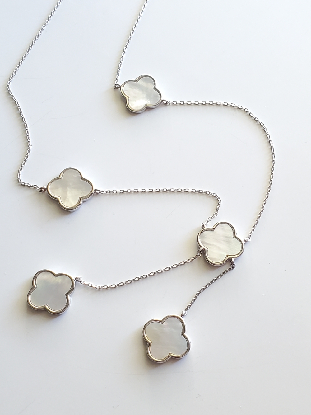 Clover Motif Mother-of-Pearl Station Necklace